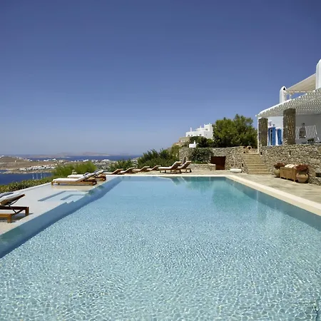 Seaside Vacation With Swimming Pool Mykonos Apartment Agios Ioannis Diakoftis